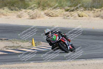 media/Nov-16-2025-Race Pace (Sun) [[8c5fa54630]]/Non Verified Riders (1st 20 Minutes)/2-Turn 10 (1010am)/